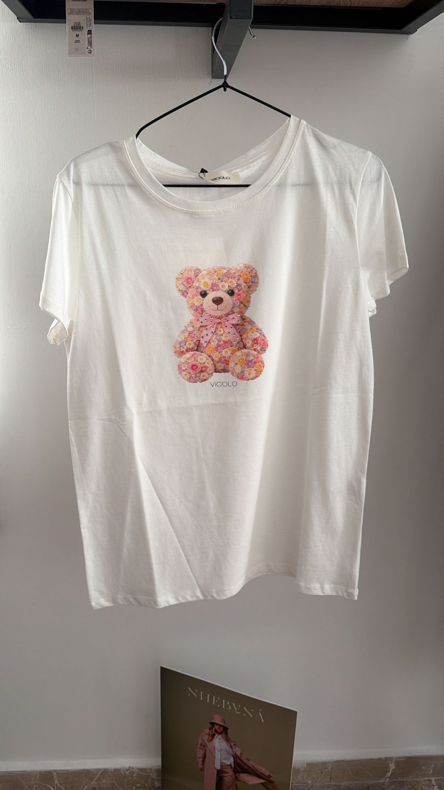 White T shirt soft